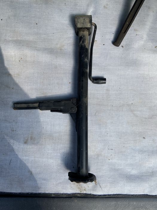 Домкрат от БМВ. BMW