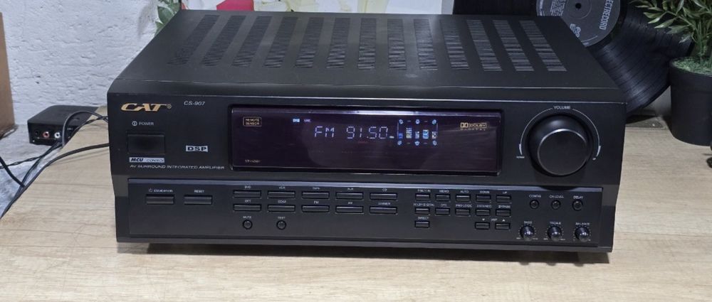 Amplituner CAT in stare buna