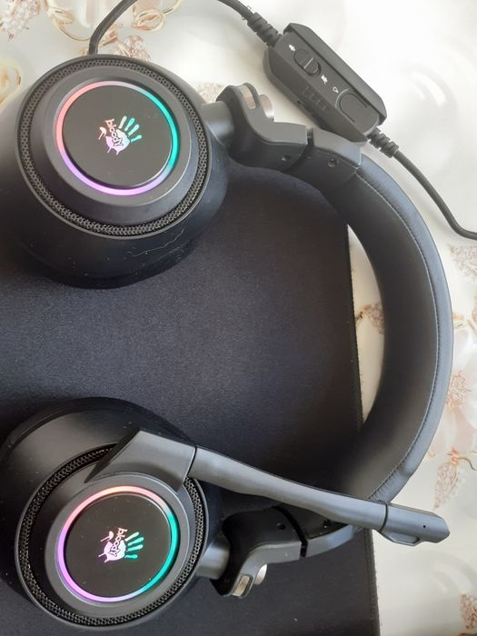 Продам Наушники bloody