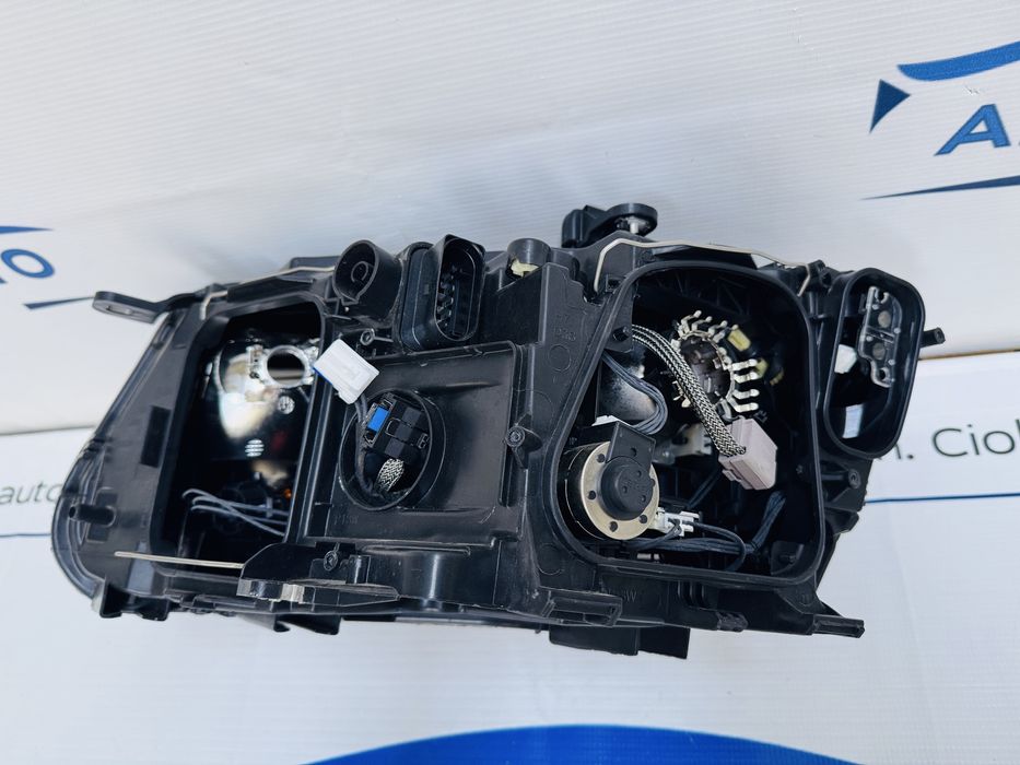 Far dreapta xenon Audi Q5 facelift dupa 2012 cod 8R0941044C