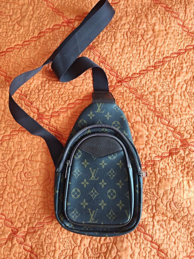 Geantă umăr Louis Vuitton