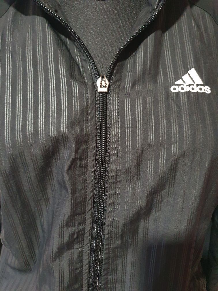 Jachetă subțire Adidas originala XS/S