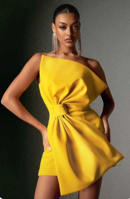 Bella Barnett - Majrela Bowknot Strapless Mini Dress