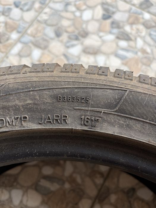 Set 4 anvelope / cauciucuri Dunlop 205/50/17 iarna