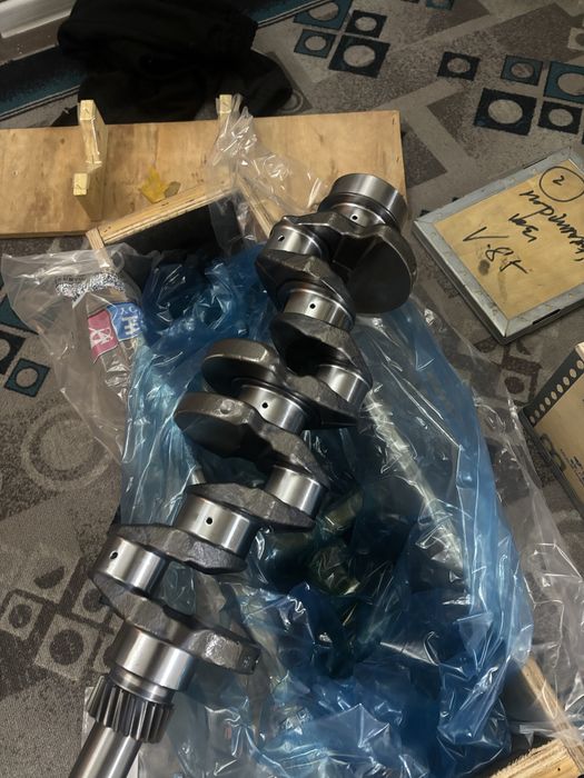 Продам запчасти по мотору на донг фенг мотор 4f