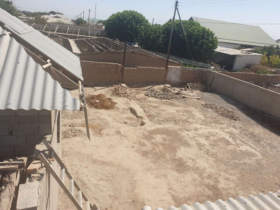 Уй лимонда арча кучада 5 сотих срочна сотилади