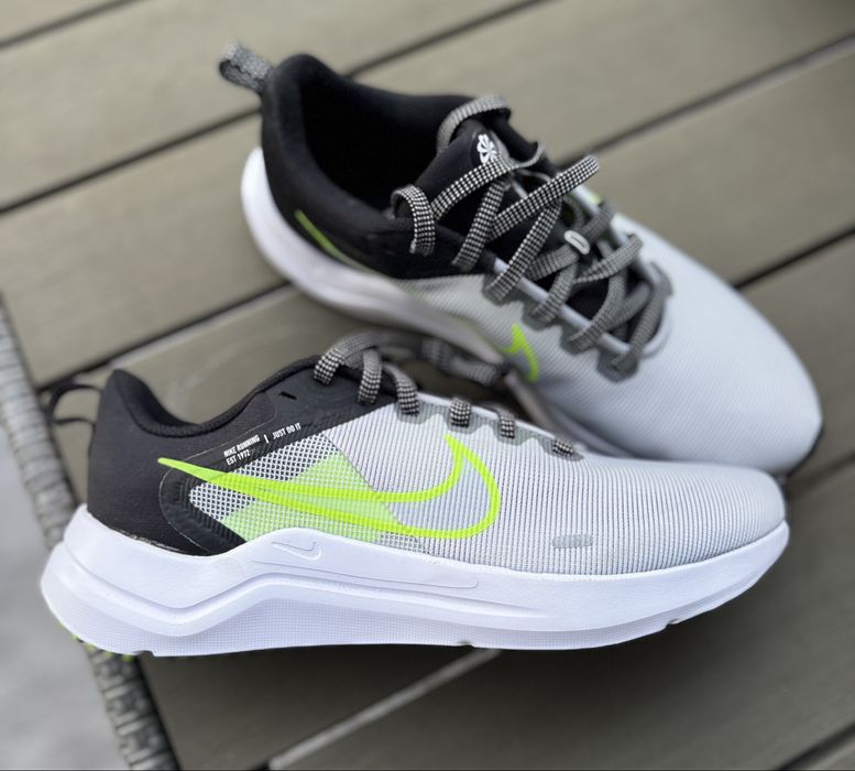 Adidasi NIKE, mar 40.5, NOI