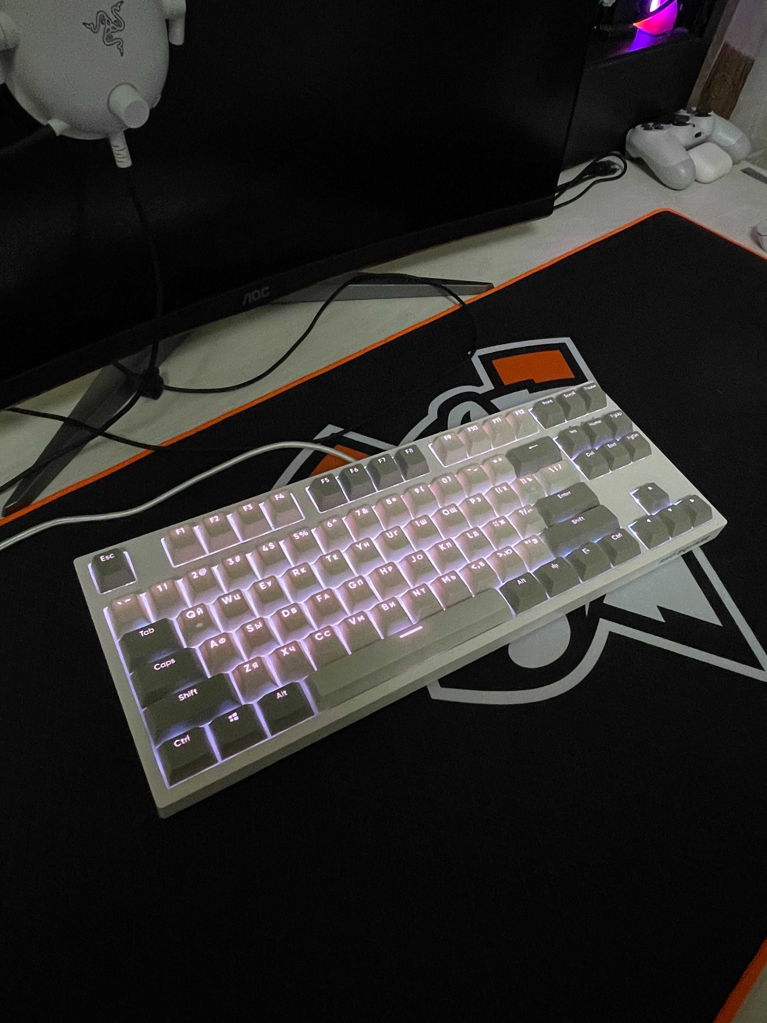 Механическая клавиатура Red Square Keyrox TKL