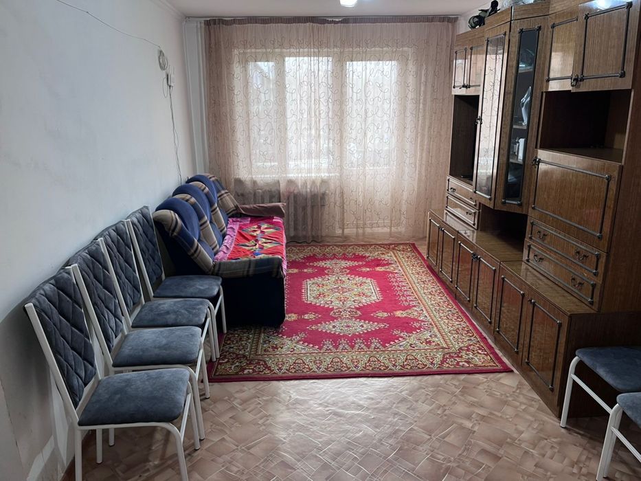 Сдам во 2 мкр 3-х комнатную квартиру