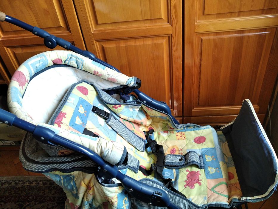 Подарява се голяма зимна количка