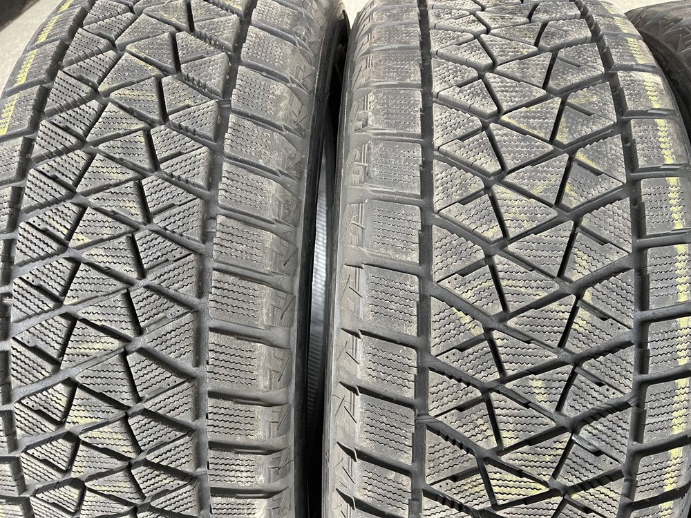 4 anvelope de iarna 275/50/22 Bridgestone