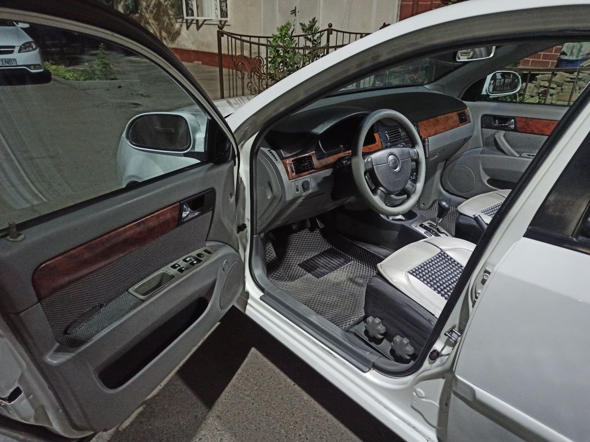 Lacetti автомат 2009