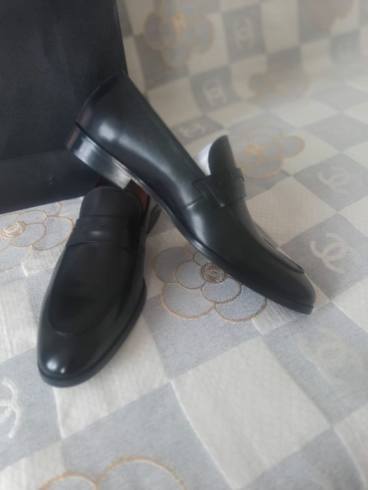 Продам кожанные мужские туфли, Pierre Cardin, Paris.  42 размер