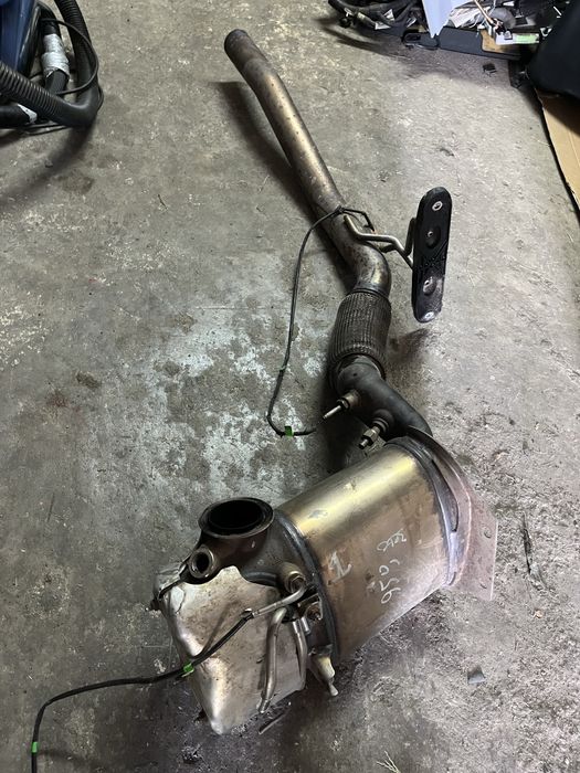 Filtru de particule Skoda Octavia 2 Superb 2 2.0 TDI COD: 1K0131723AH