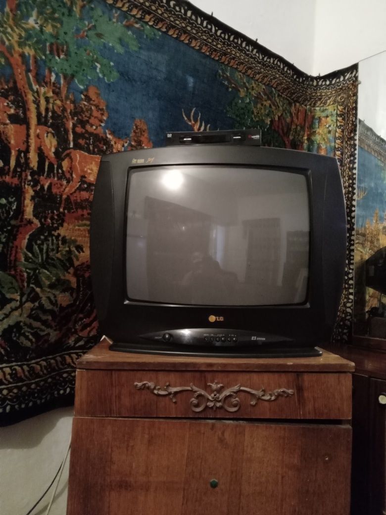 Телевизор тюнери билан сотилади