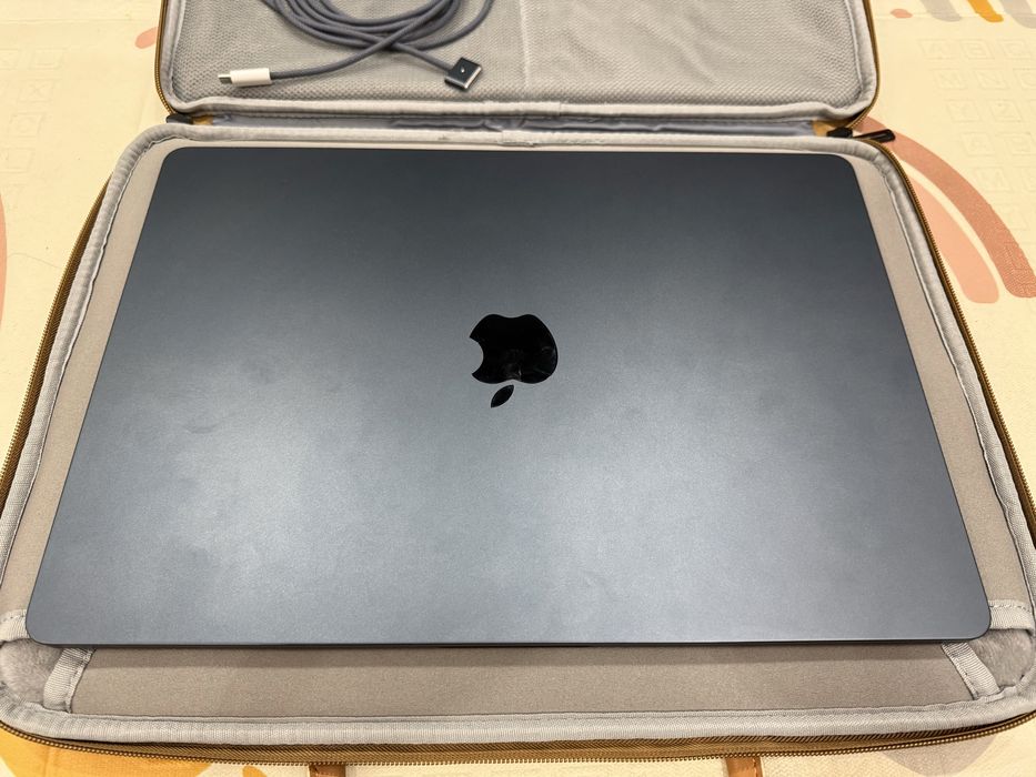 Macbook Air 15 дюйм м3 2024