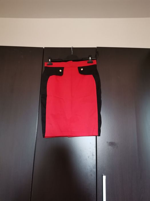 Fusta scurta de primavara/toamna