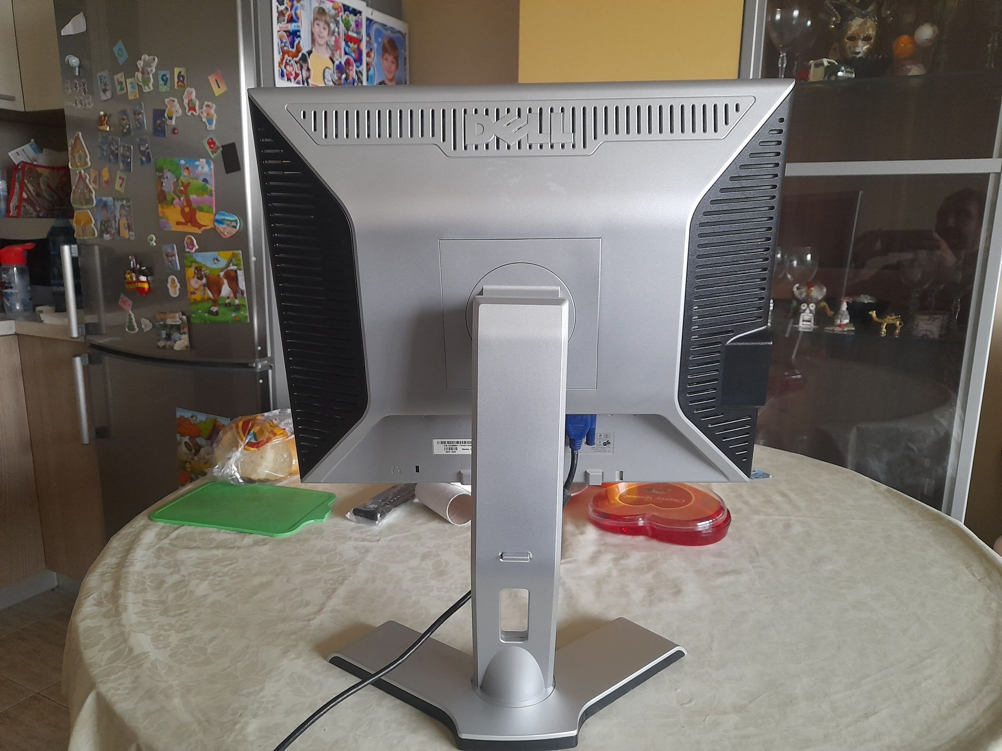 Монитор Dell 19 inch