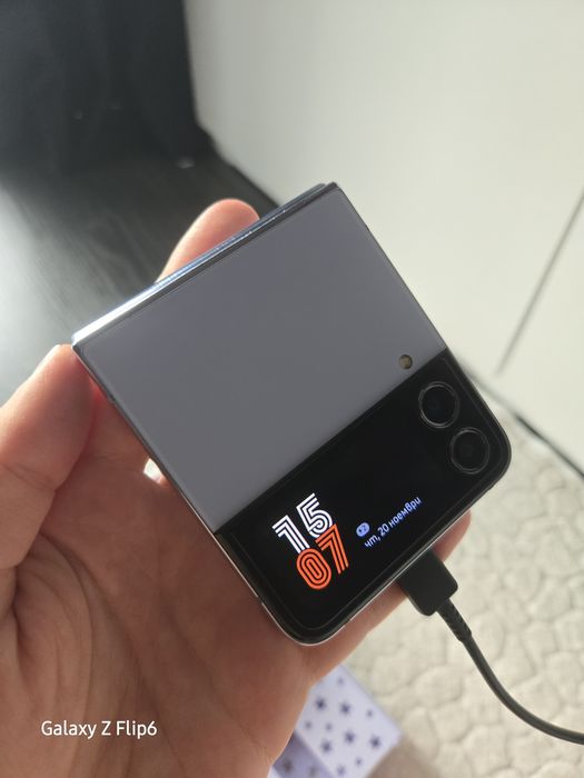 Samsung galaxy z flip 4 256 GB