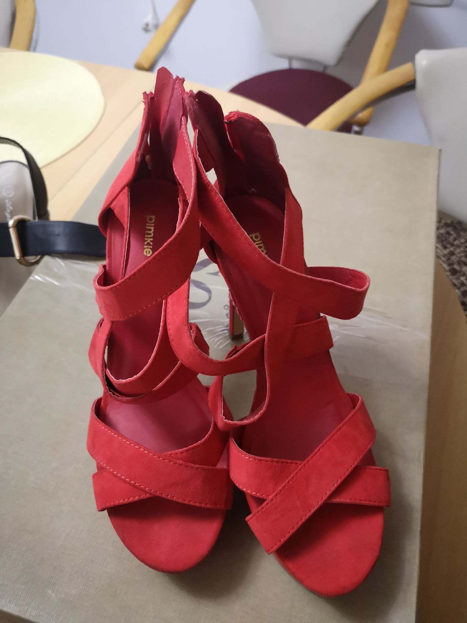 Pantofi, sandale dama 36/37