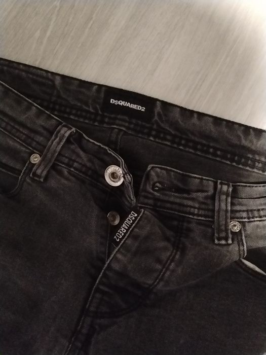 Blugi barbati dsquares2