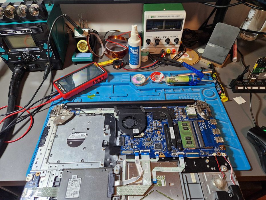 Reparatii electronice | Telefoane, Laptopuri sau orice dispozitiv