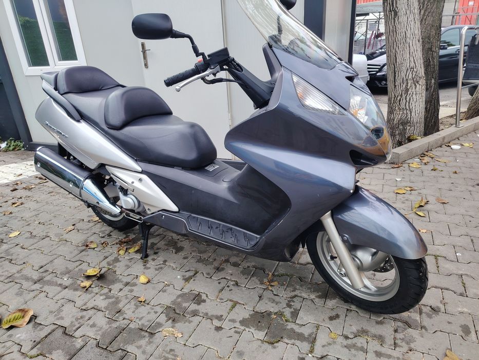 Honda Silver Wing 600