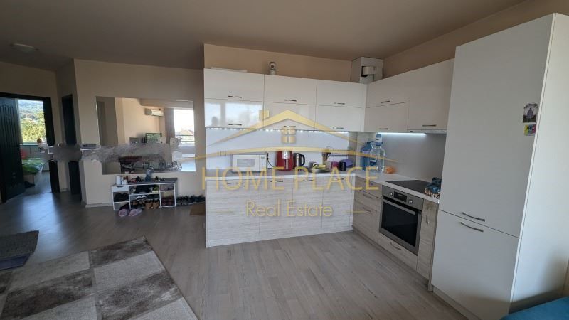 Дава се под наем Тристаен апартамент в Варна, м-т Траката - 80 кв.м за 586.5 € - Снимка #3