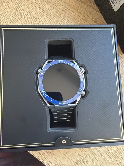 Smartwatch Huawei Ultimate Voyage ca nou