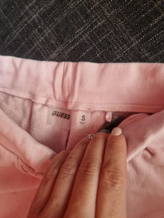 Дамско долнище Guess
