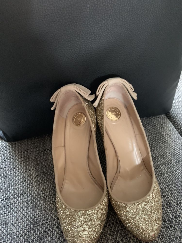 Pantofi Elisabetta Franchi 37