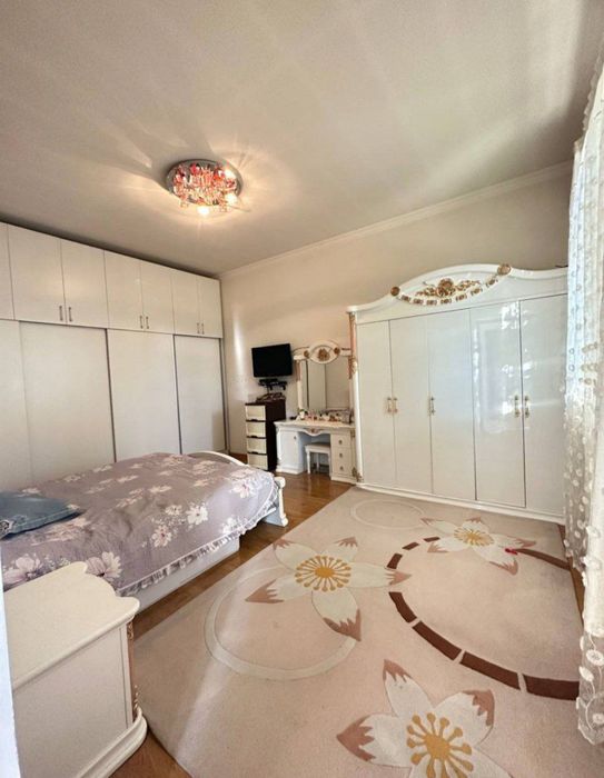 #48 Юнусабад Еттичинор махалла