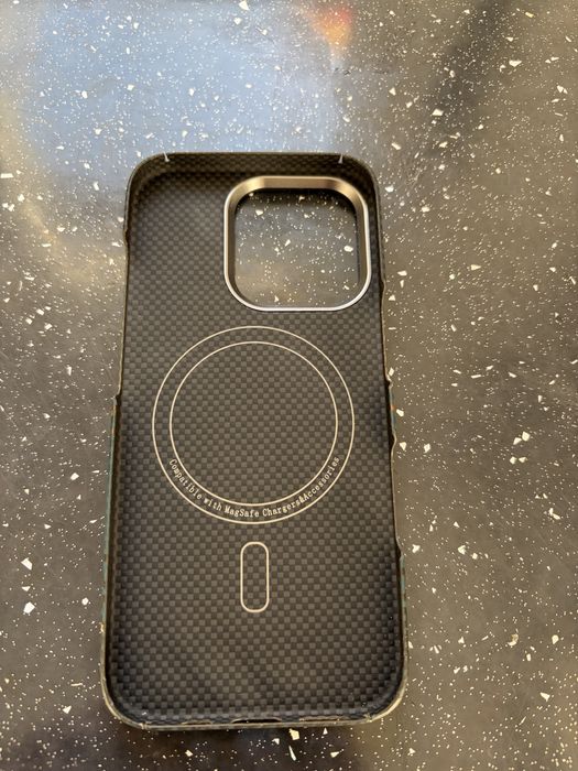 Vand husa kevlar iphone 16 pro