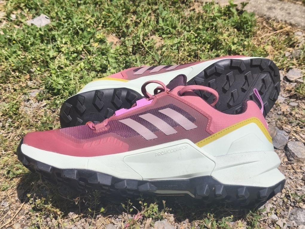 Маратонки Adidas Terrex swift R3 gore Tex (42 номер) нови. Унисекс.