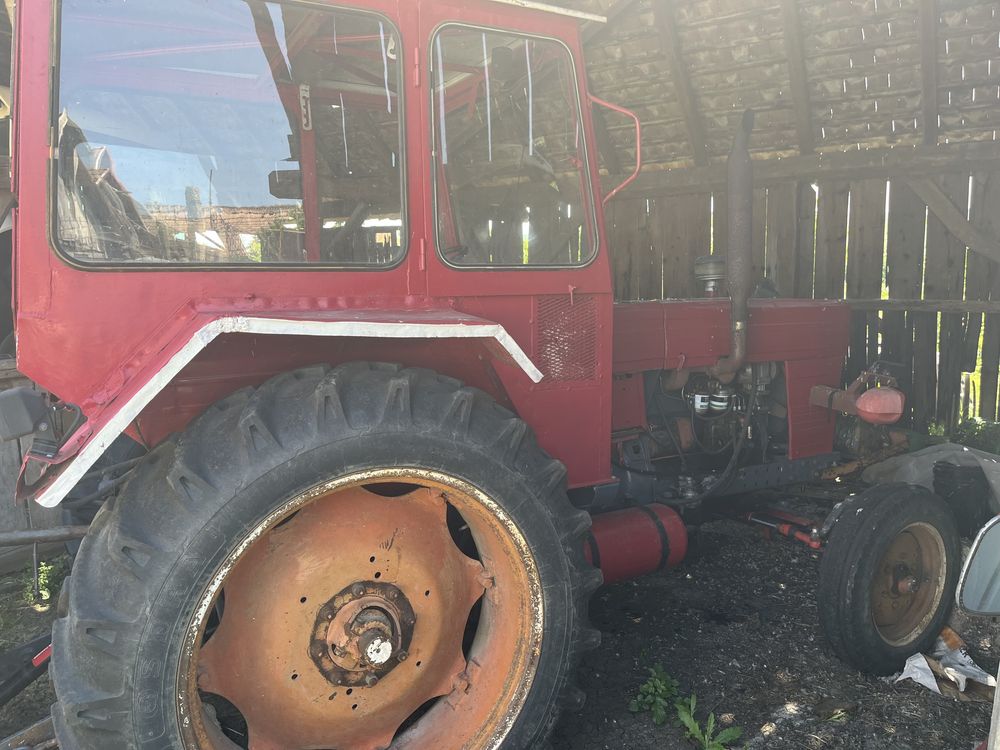Tractor U650 cu plug
