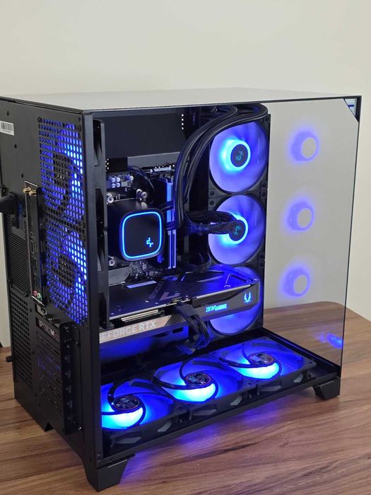 Нов / RTX 5070 / Ryzen 7 7800X3D / 32GB RAM / 1TB NVMe/ Геймърски