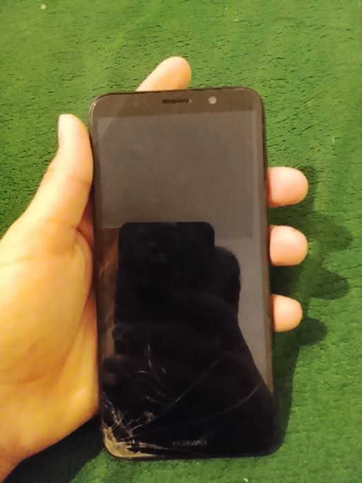 Хуавей сатылады тек зарядка коятын жерын жасату керек