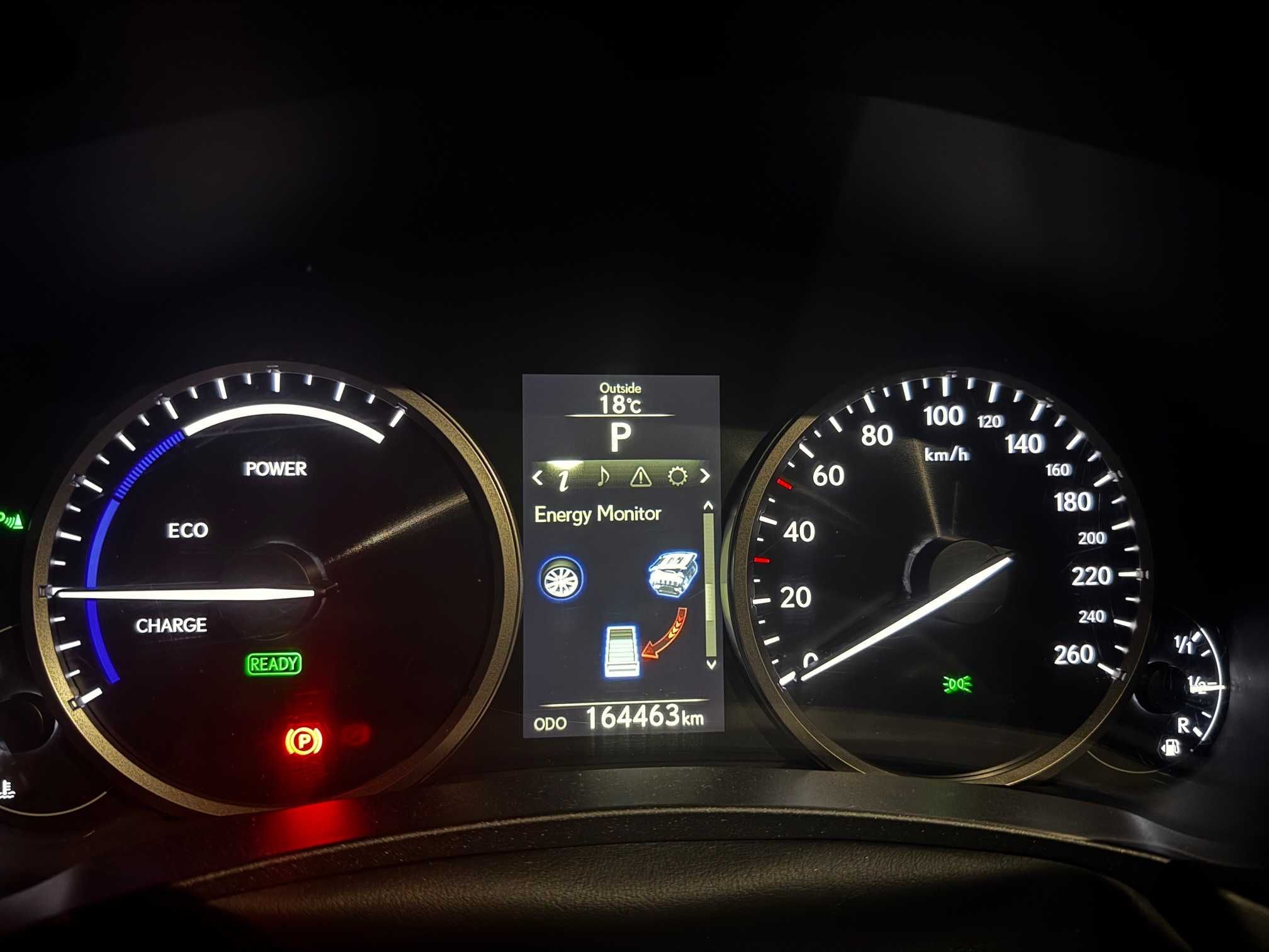 Lexus NX300H hybrid 4WD Luxury