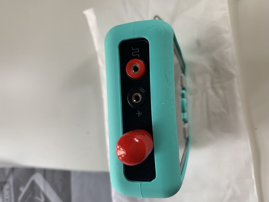 Продавам Цифров Осцилоскоп