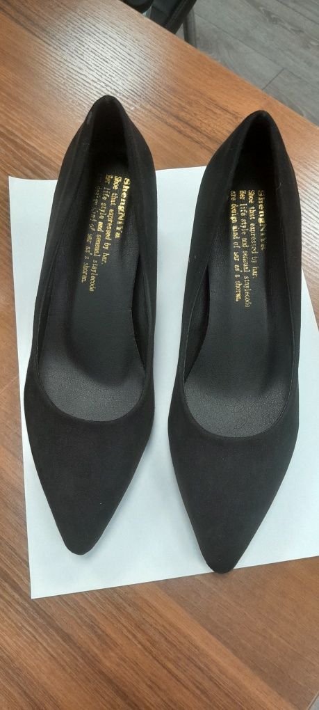 Продам туфли 38р