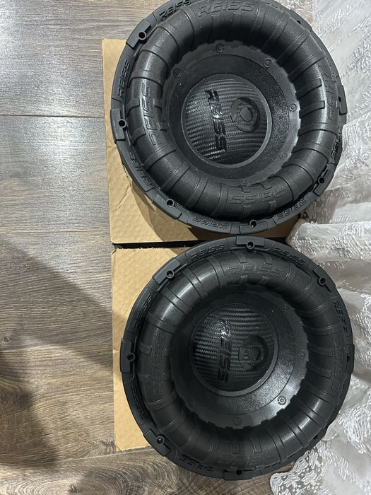 Subwoofere Reiss de 1000 wts rms bucata