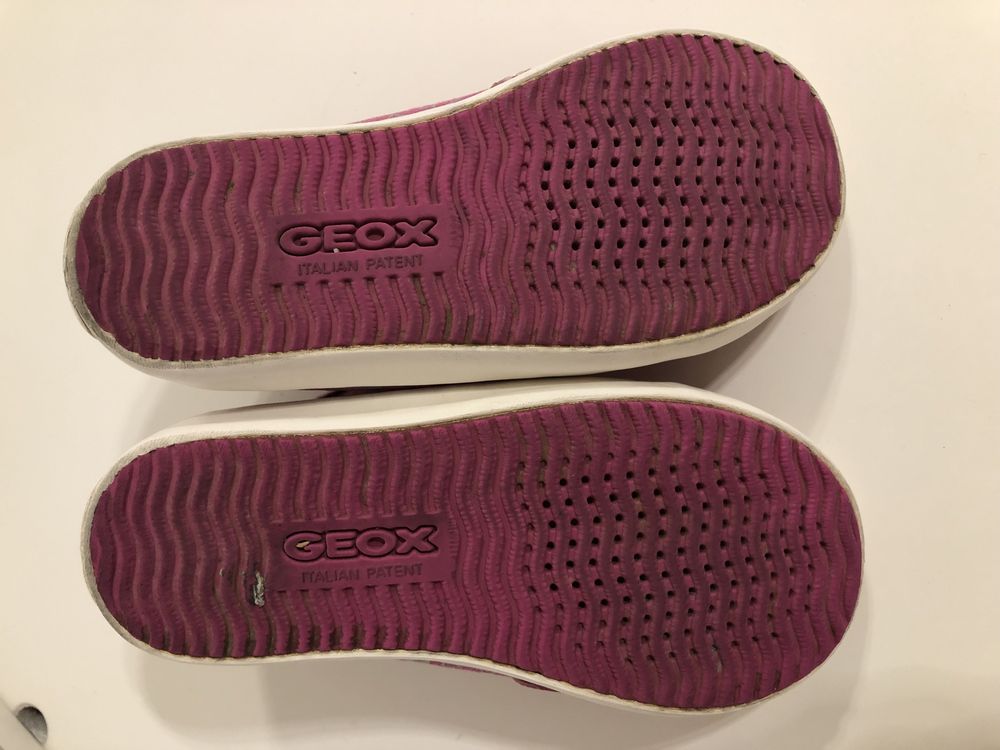 Adidasi marca Geox 26