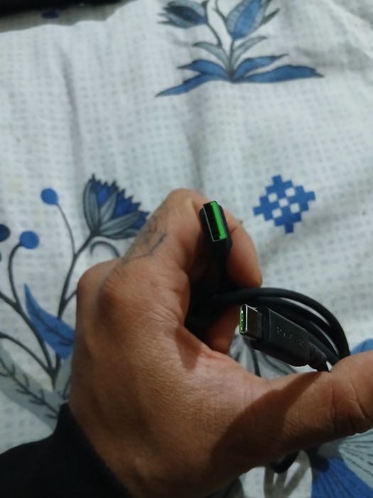 Микрофон Razer Sieren v3 MINI