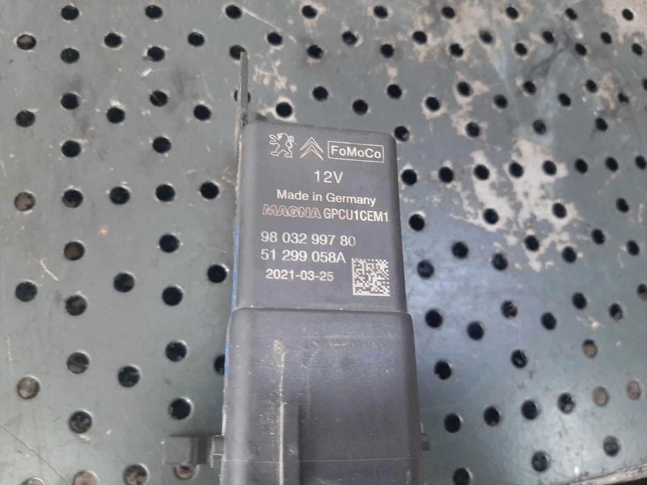 releu bujii 1.5cdti  yh01 opel vivaro c  citroen jumper 9803299780