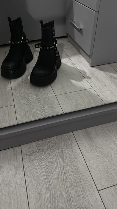 Ghete Musette noi cu etichetă mărime 39