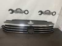 Grila radiator Vw Passat B8 nonfacelift