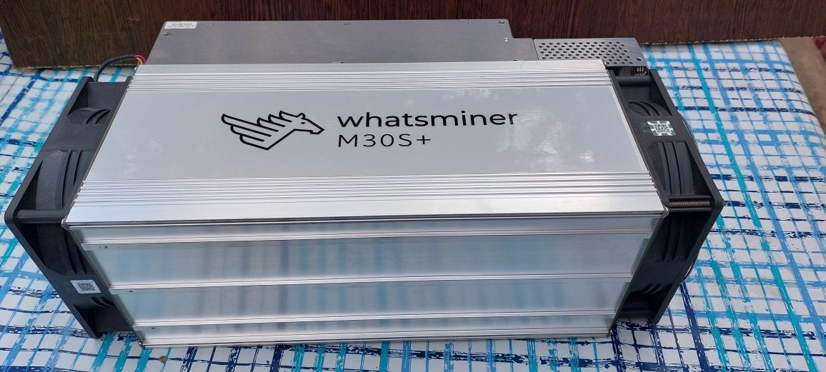 Vând whatminer m30s+