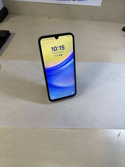 Samsung a15 / 128 gb / 99% baterie