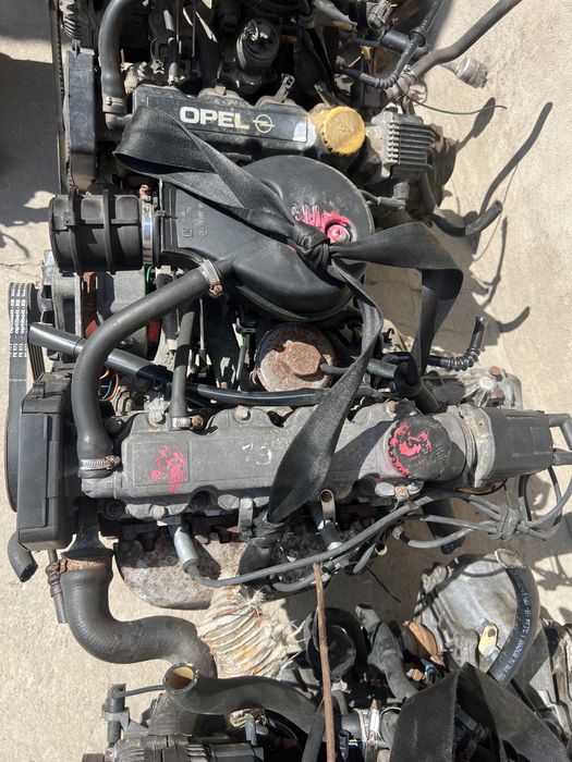 Двигатель Опел 1,6 привазной