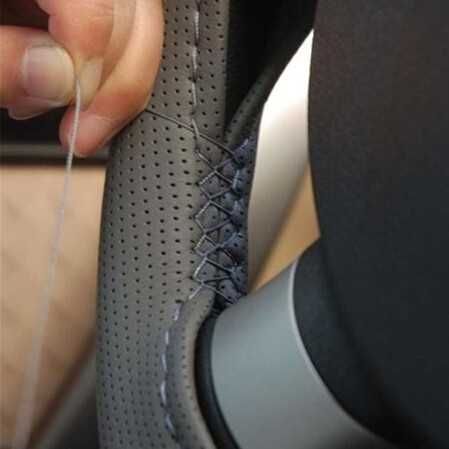 Хобби, отдых и спорт: Кожаный чехол на руль с иголкой и ниткой
